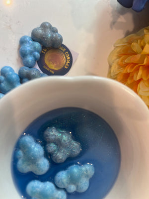 ARRIBA en las nubes La cera se derrite